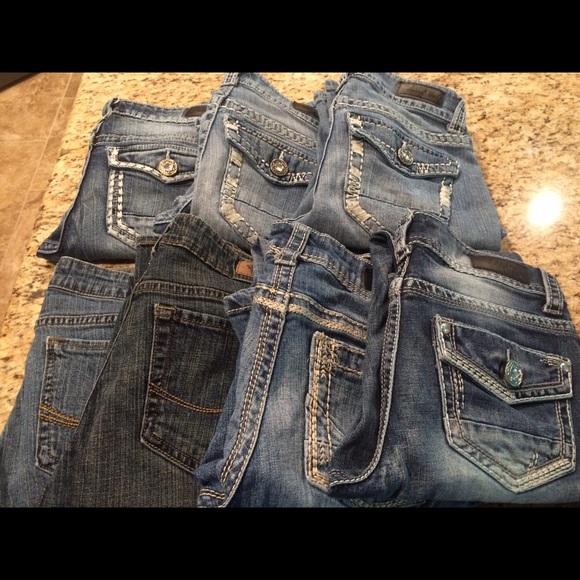 Lot of jeans