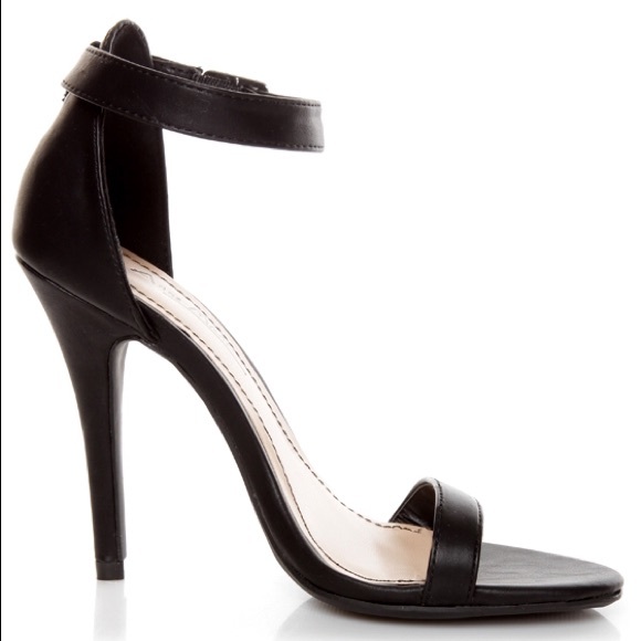 Black Anne Michelle ankle strap heels