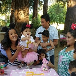 Meet your Posher, Ashley