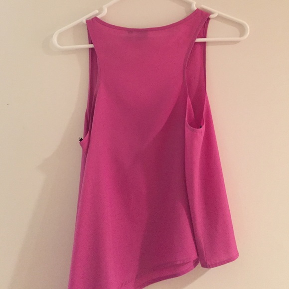 A-symmetrical swing tank - Picture 2 of 2