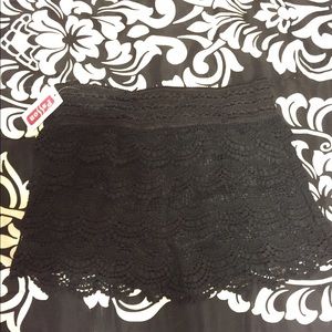 black lace shorts