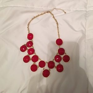 Statement necklace