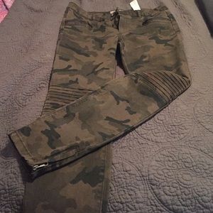 Camouflage Denim Pants
