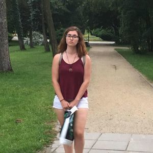 Meet your Posher, Elizabeth