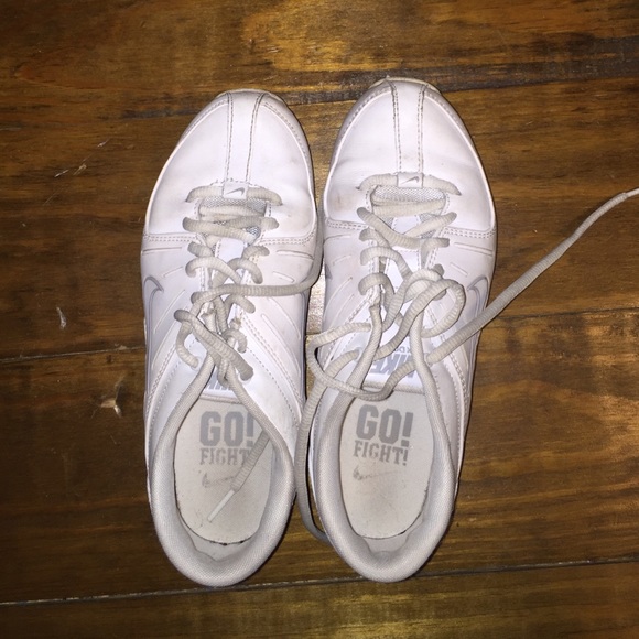 Nike cheer shoes
