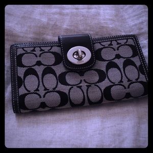 Coach wallet