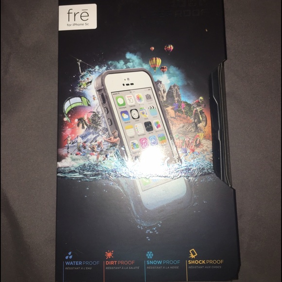 iPhone 5c LIFEPROOF case