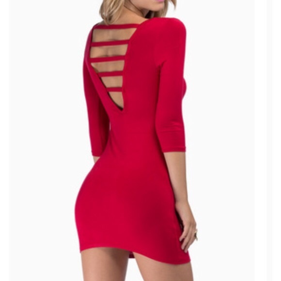 Black bodycon dress