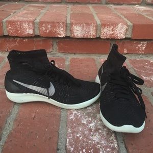 Lunarepic Nike Flyknit Running Shoes