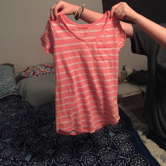 coral pink and white striped tee with pocket - Picture 2 of 2