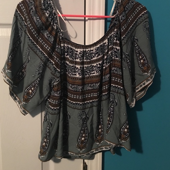 Forever 21 versatile top - Picture 2 of 2