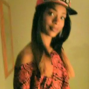 Meet your Posher, Angelique