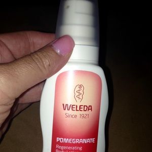 Weleda Pomegranate Regenerating Body Lotion