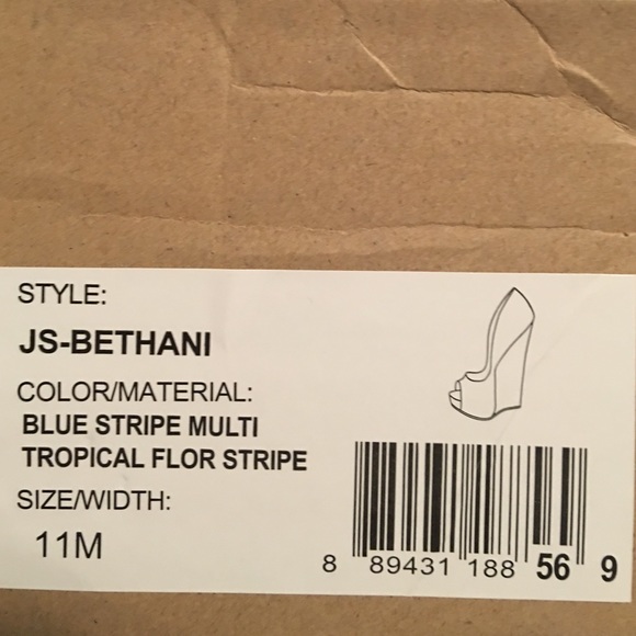 Gorgeous Jessica Simpson wedges! ONLY WORN ONCE - Picture 3 of 4