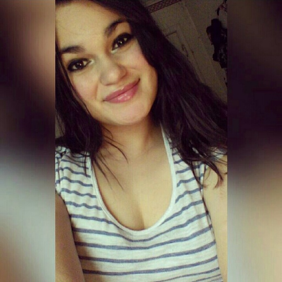 Meet your Posher, Reina