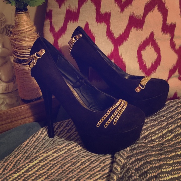 High Heels. - Picture 1 of 1
