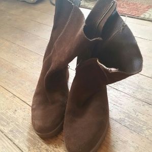 Nice UGG brand boots