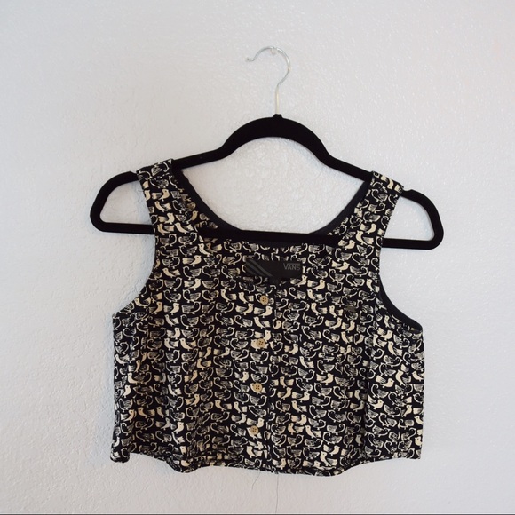 Bird pattern crop top