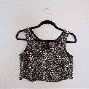 Bird pattern crop top