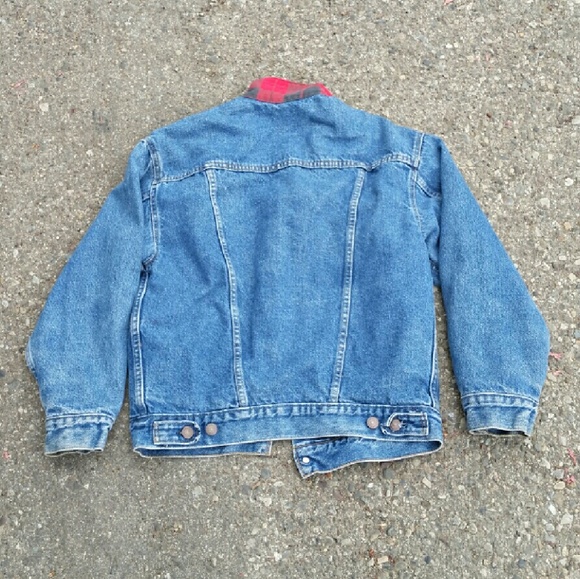 SOLD. Vintage Levi's denim jacket - Picture 2 of 4