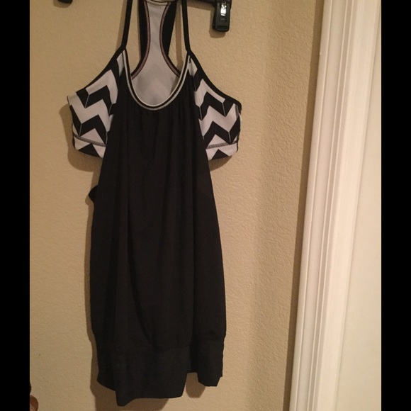 Lulu Lemon Tank Size 4