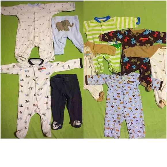 9 pcs. Carters Newborn Clothes