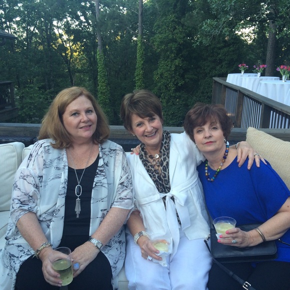 Meet your Posher, Eva