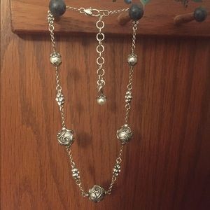 BRIGHTON PEARL NECKLACE EUC