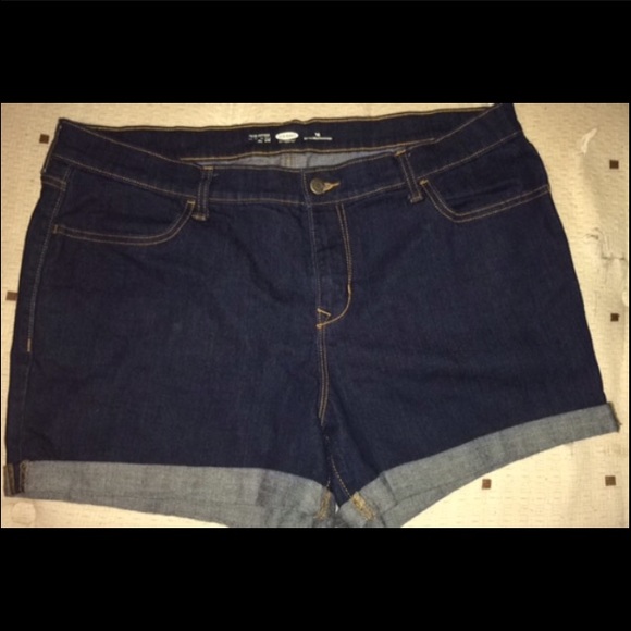 NWOT Old Navy shorts!
