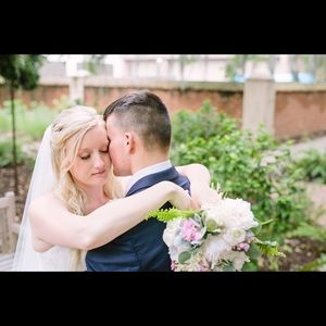 Meet your Posher, Leslie