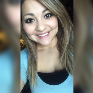 Meet your Posher, Alyssa