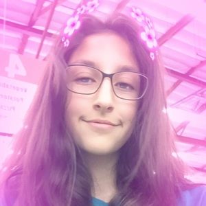 Meet your Posher, Mara