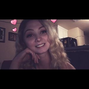 Meet your Posher, Kelli