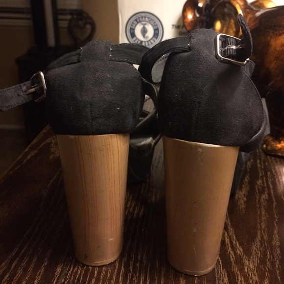 Platform Heels - Picture 2 of 3