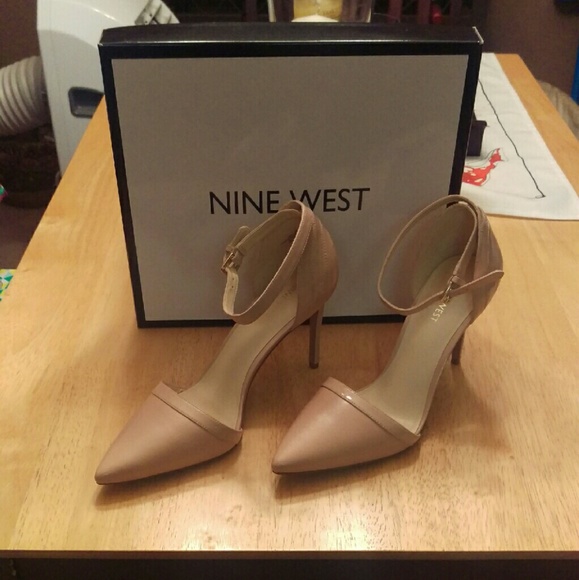 FLASH SALE ends Aug. 22: Nine West Timeshare Pumps