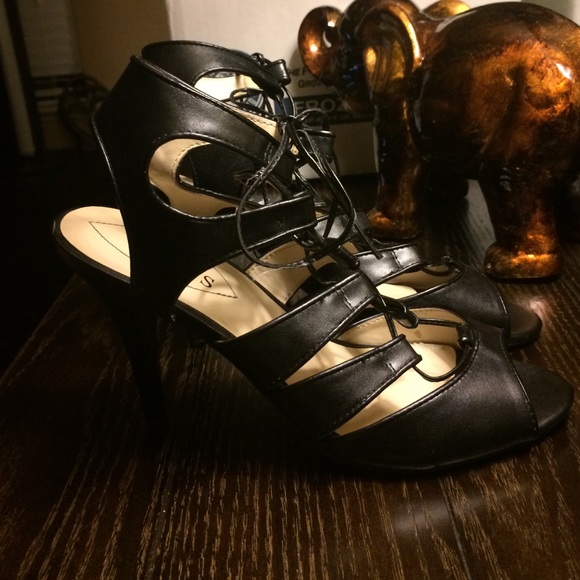 Heels - Picture 2 of 3