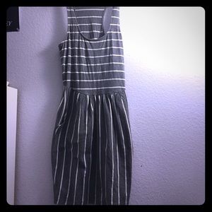 Grey striped pocket dress