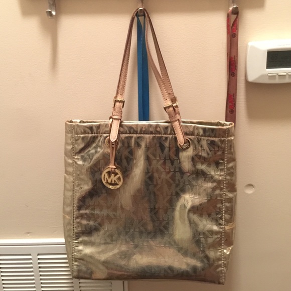 Micheal kors gold metallic purse
