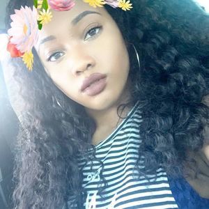 Meet your Posher, Ciara