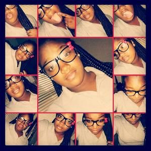 Meet your Posher, Nia