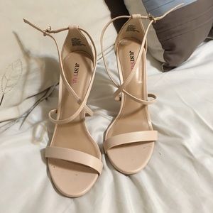 Justfab strappy heels size 8