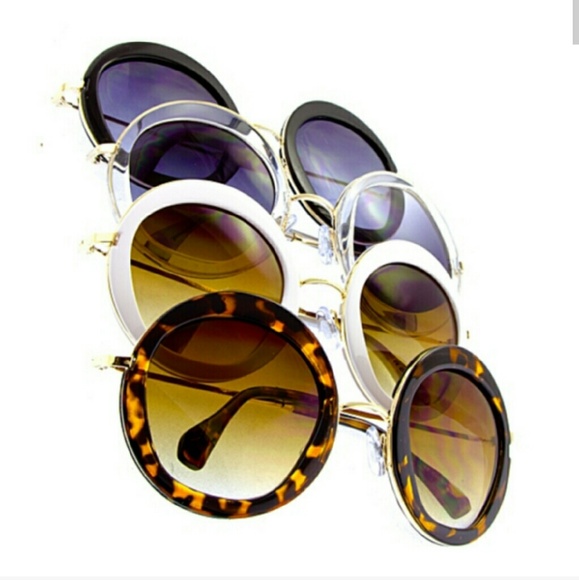 Brand new, Super Cute Round Sunglasses