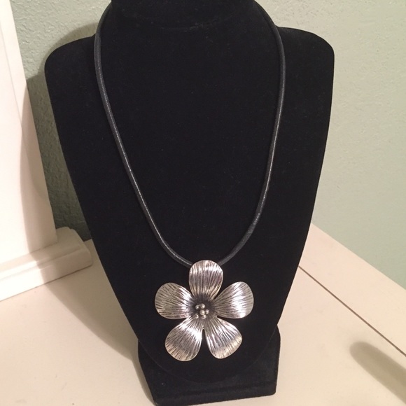 Flower Necklace