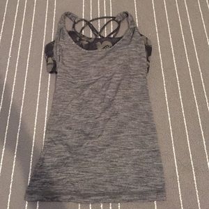 lululemon tank top w/ bra