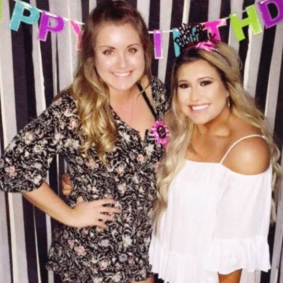 Meet your Posher, Alexandra - Picture 1 of 1