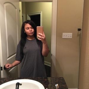 Meet your Posher, Amoni