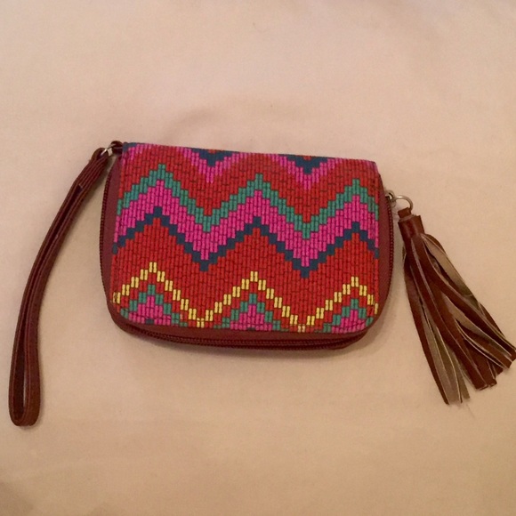 Mudd Wristlet /Wallet! NWOT!! - Picture 2 of 4