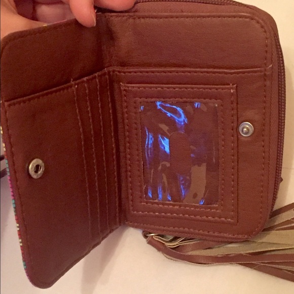 Mudd Wristlet /Wallet! NWOT!! - Picture 3 of 4