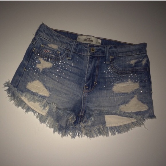 Hi-Rise embroidered shorts