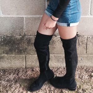 High knee black boots
